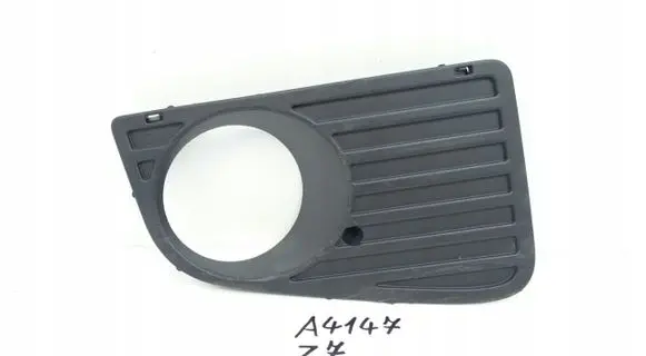 Mercedes-Benz Sprinter W906 Front fog light trim/grill 9068850353