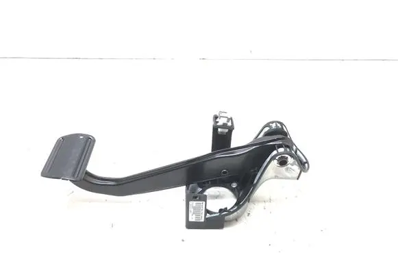 Mercedes-Benz E W212 Brake pedal A2042902301