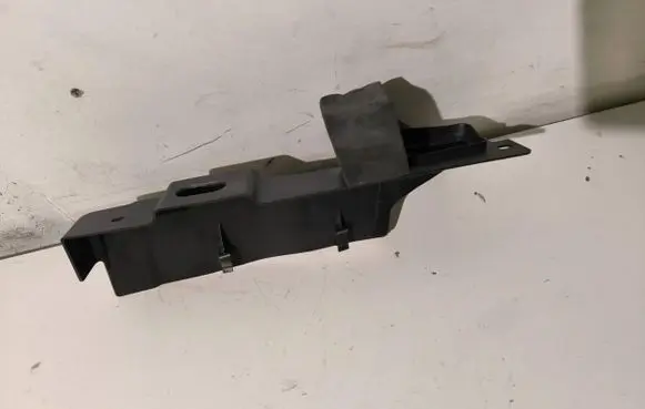 Ford Kuga I Other engine bay part 8V41S02477A