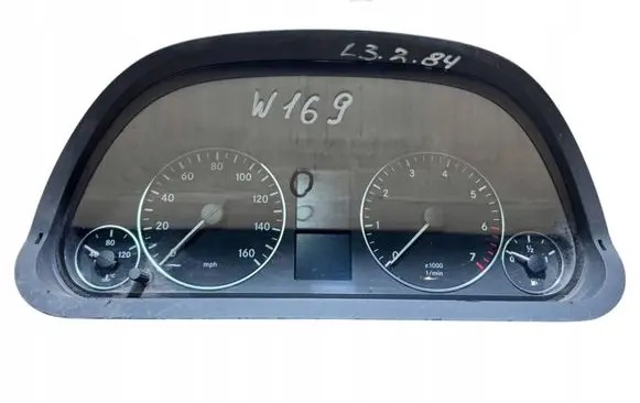 Mercedes-Benz A W169 Speedometer (instrument cluster) A1694400511