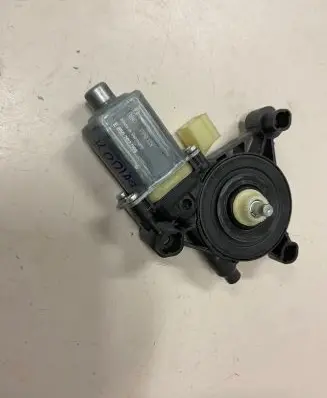Skoda Kodiaq Front door window regulator motor 5Q0959801B