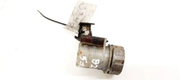 Brake fluid reservoir