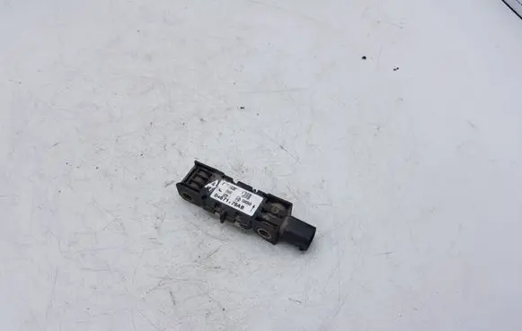 Chrysler Pacifica Airbag deployment crash/impact sensor 04671779AB