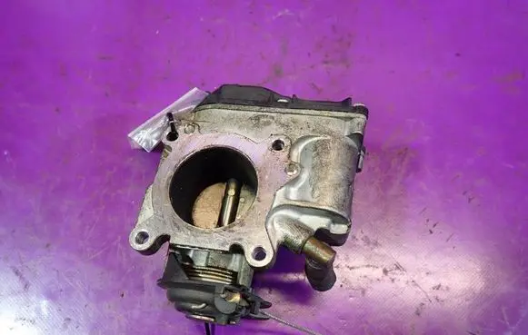 Peugeot 206 CC Throttle body valve 