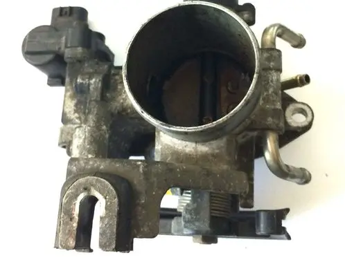 Toyota RAV 4 (XA20) Throttle valve 2227028010 8945233030