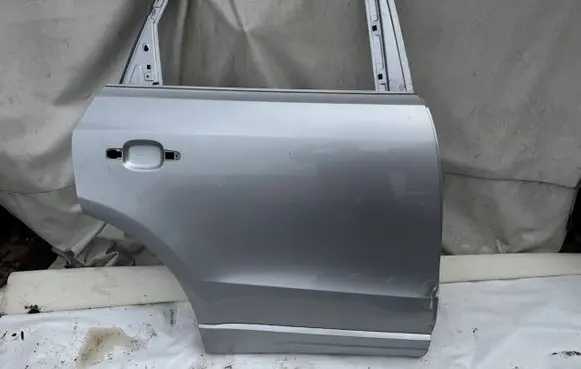 Rear door