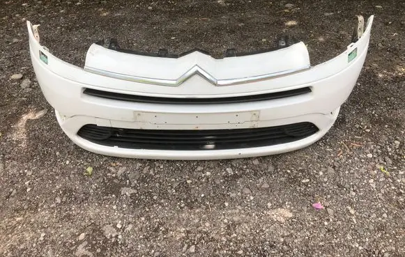 Front bumper