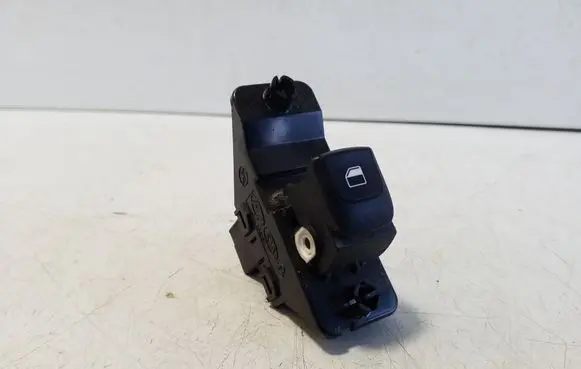 KIA Stonic Electric window control switch 93590H8000