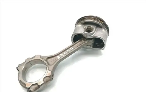Lexus IS III XE30 Piston with connecting rod 