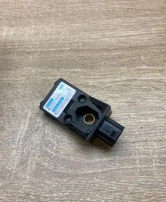 Honda CR-V Airbag deployment crash/impact sensor 77970S9AB720M1