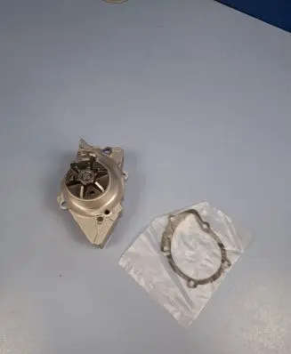 Peugeot 205 Water pump 120161 95655208