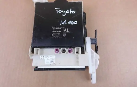 Toyota Corolla E210 E21 Other control units/modules 8922102A70 827301A020A