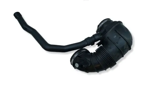 Mercedes-Benz C W204 Turbo air intake inlet pipe/hose A6510900437