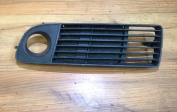 Audi A6 S6 C5 4B Front bumper lower grill 4B0807681J