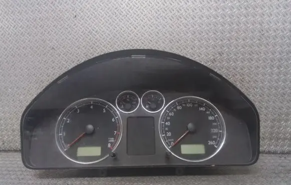 Volkswagen Sharan Speedometer (instrument cluster) 7M3920800G