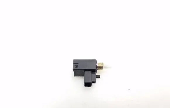 Clutch pedal sensor