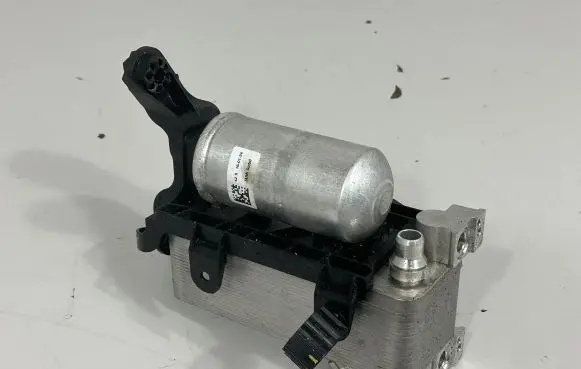 BMW i4 Air conditioning (A/C) air dryer 9476767
