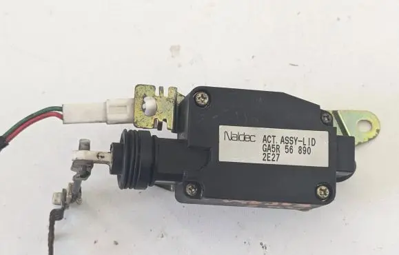 Mazda MX-6 Central locking motor GA5R56890 2E27