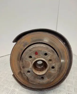 BMW 5 E60 E61 Rear wheel hub