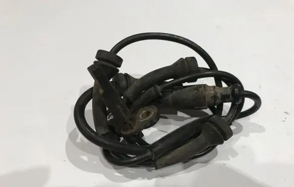 Renault Laguna I ABS brake wheel speed sensor 7700416066