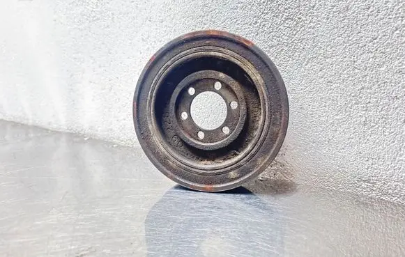 Opel Omega B1 Crankshaft pulley 09228479