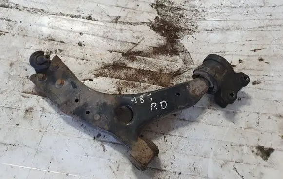 Ford Focus Front lower control arm/wishbone NOCODE