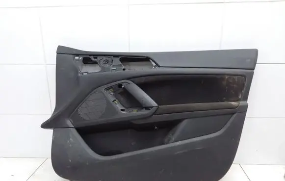 Peugeot 308 Front door card panel trim 96776522 96776522ZD