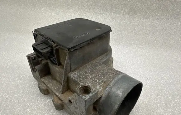 Volkswagen Golf II Mass air flow meter 0280200048 030906301