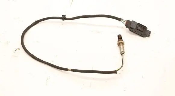Volkswagen Touran III Lambda probe sensor 04L907805D