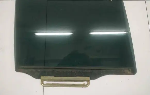 Mazda Premacy Rear door window glass as3