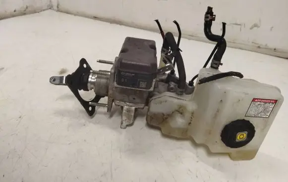 Lexus ES 250 - 300 - 330 ABS Pump 4721033230
