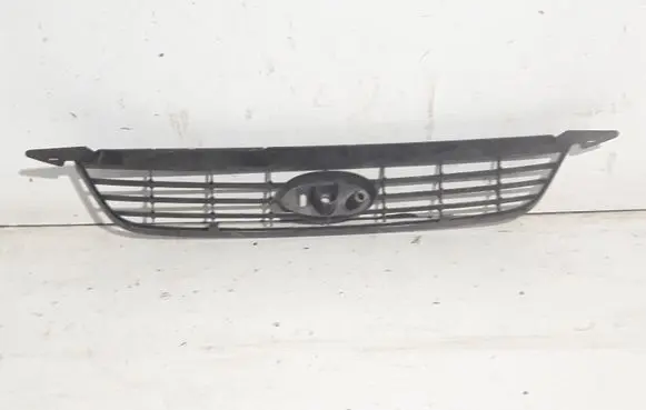 Ford Focus Front bumper upper radiator grill