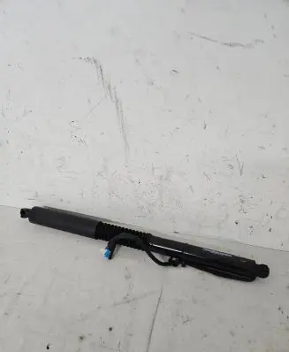 BMW X3 G01 Tailgate strut 7397322 18202210