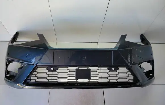 Seat Leon (5F) Front bumper 6F0807221D