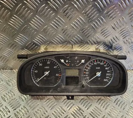 Renault Laguna II Speedometer (instrument cluster) 8200218889 6K11C192