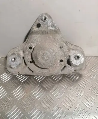 Volkswagen PASSAT B5 Coil spring mount 8D0412383E