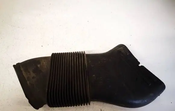 Mercedes-Benz E W211 Air intake hose/pipe A6110940487