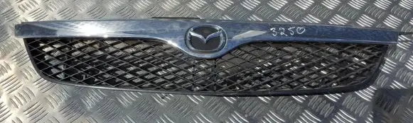 Mazda 323 F Front grill