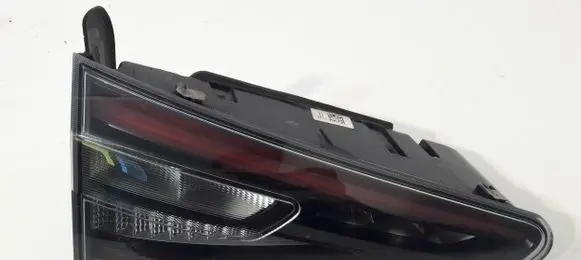 Alfa Romeo Stelvio Rear/tail lights 00505640040