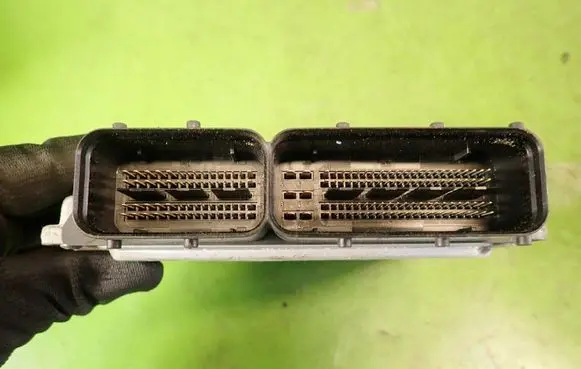 Volkswagen Golf V Engine control unit/module ECU