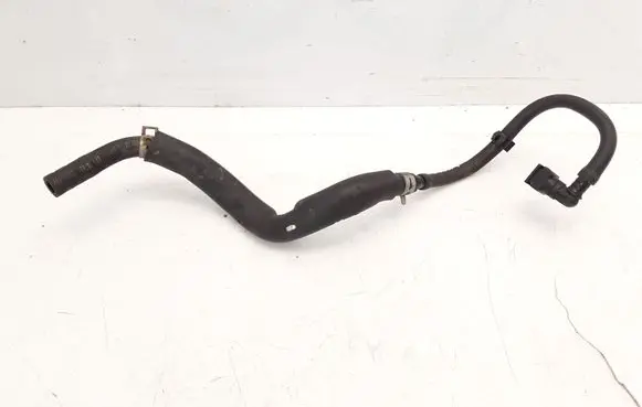 Mazda 2 Fuel line pipe