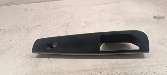 KIA Ceed Electric window control switch 823611H000 1374757