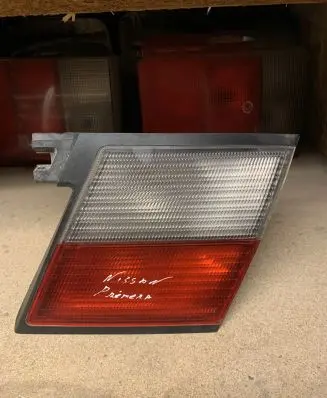 Nissan Primera Rear/tail lights