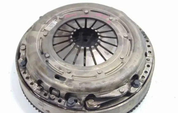 Ford Focus Clutch set kit AV617563C