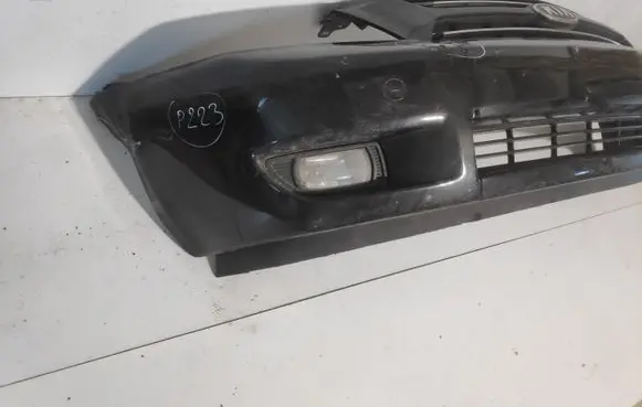 KIA Carens I Front bumper