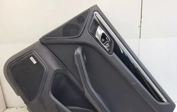 Porsche Macan (95B) Rear door card panel trim 95B867212