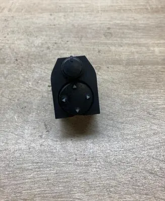 Wing mirror switch