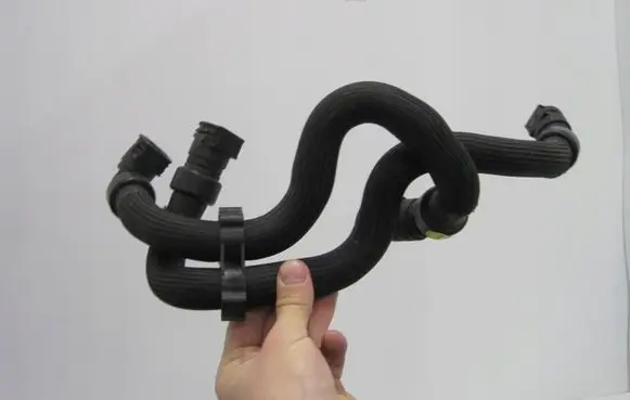 Peugeot 308 Engine coolant pipe/hose 9822405880