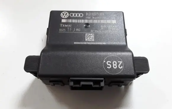 Volkswagen Touran II Gateway control module 1K0907530F