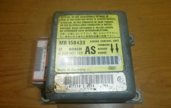 Mitsubishi Carisma Airbag control unit/module MR158433 0285001127AS
